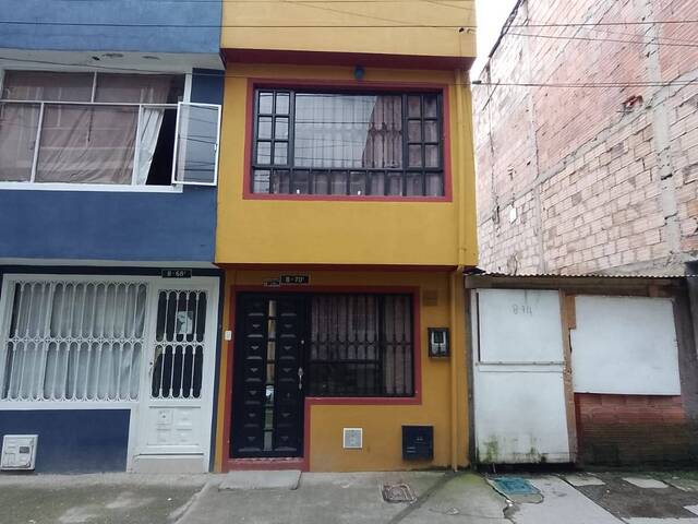 #16 - Casa para Venta en Bogotá - DC - 1